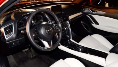 Begini Tampilan Mazda CX-4, Crossover Mazda Beratap Landai Begini Tampilan Mazda CX-4, Crossover Mazda Beratap Landai
