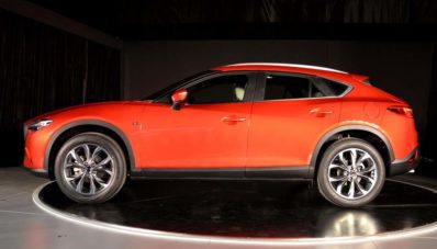 Begini Tampilan Mazda CX-4, Crossover Mazda Beratap Landai Begini Tampilan Mazda CX-4, Crossover Mazda Beratap Landai