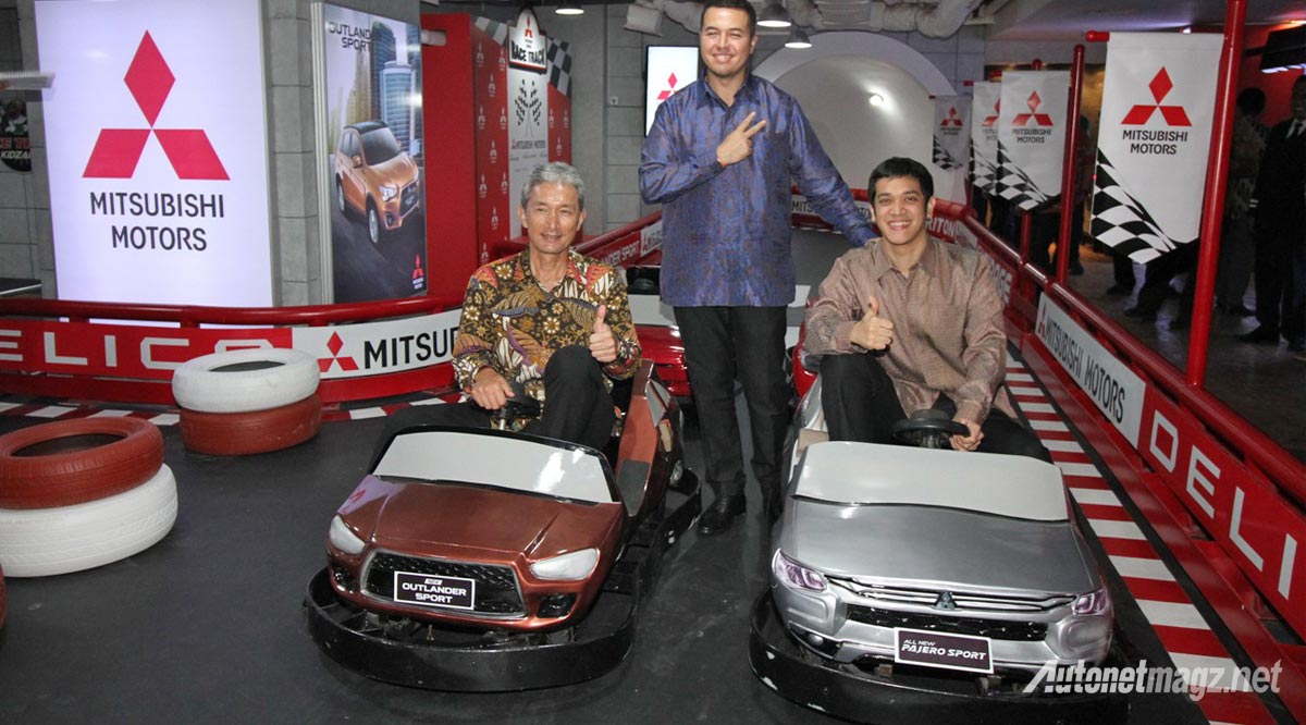 Mitsubishi, Rifat Sungkar dengan mobil-mobilan baterai anak-anak di KidZania Jakarta: Mitsubishi dan KidZania Jakarta Perkenalkan Dunia Otomotif Sejak Dini Kepada Anak-anak