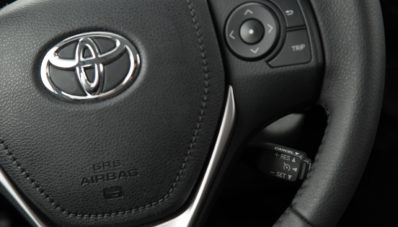 Toyota Etios Facelift Diluncurkan Dengan Ubahan Fokus Pada Interior Toyota Etios Facelift Diluncurkan Dengan Ubahan Fokus Pada Interior