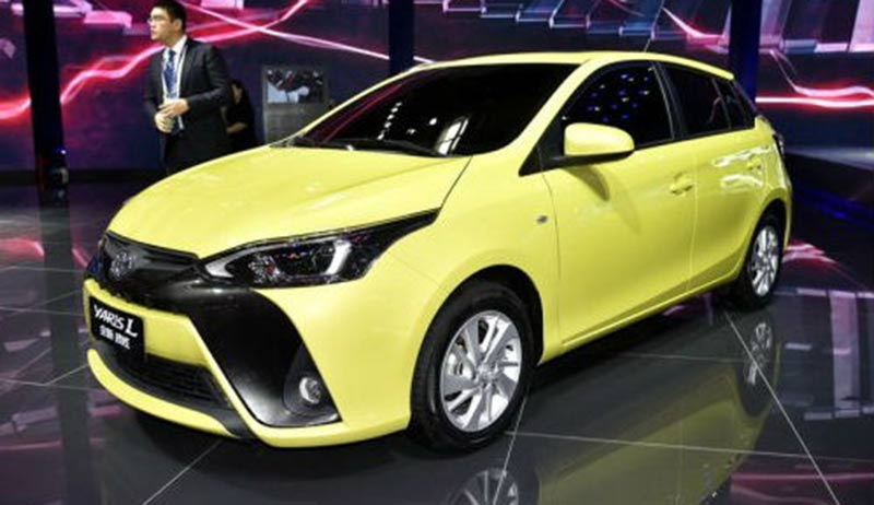Toyota, Toyota-Yaris-L-China: Toyota Yaris Facelift 2017 Juga Diperkenalkan Dengan Kumis Lebih Lebat