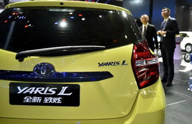 Toyota, Toyota-Yaris-L: Toyota Yaris Facelift 2017 Juga Diperkenalkan Dengan Kumis Lebih Lebat
