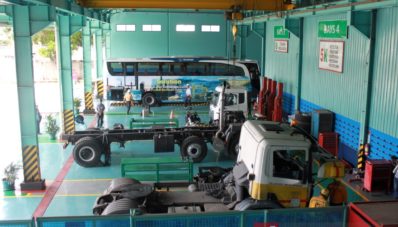 Kunjungan Ke United Tractor Indonesia, Penyedia Bus, Truk Merk Scania dan UD Trucks Untuk Indonesia! Kunjungan Ke United Tractor Indonesia, Penyedia Bus, Truk Merk Scania dan UD Trucks Untuk Indonesia!