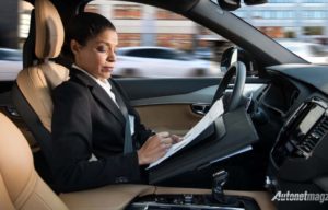 Survey : Apa Yang Orang Lakukan Jika Menaiki Mobil Otonom? Survey : Apa Yang Orang Lakukan Jika Menaiki Mobil Otonom?