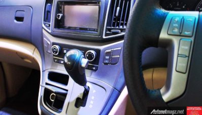 First Impression Review Hyundai H-1 Facelift 2016 Indonesia First Impression Review Hyundai H-1 Facelift 2016 Indonesia