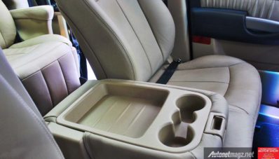First Impression Review Hyundai H-1 Facelift 2016 Indonesia First Impression Review Hyundai H-1 Facelift 2016 Indonesia