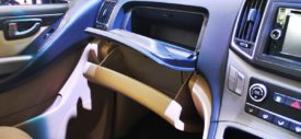 hyundai h1 facelift 2016 seatbelt
