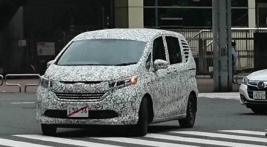 Penampakan Wajah Prototipe Honda Freed Baru Makin Jelas Penampakan Wajah Prototipe Honda Freed Baru Makin Jelas