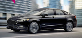 Ford-Fusion-Energi-phev-2016-front-side