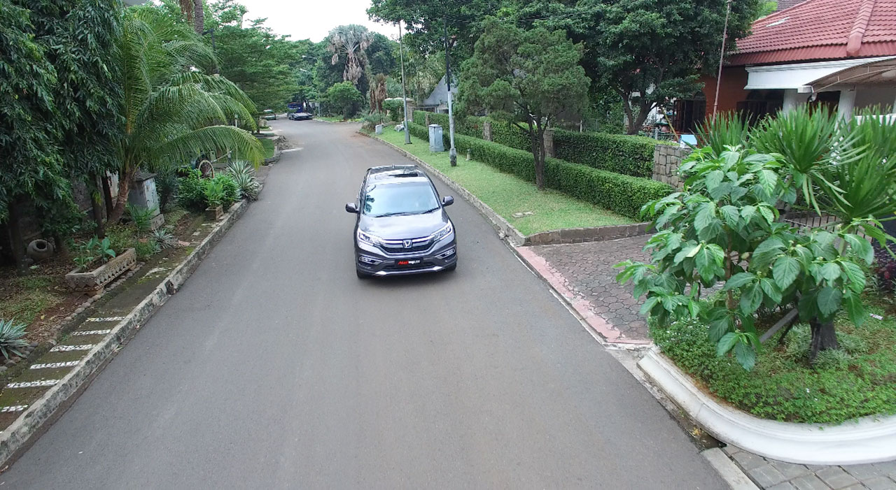 Honda, Foto-honda-CRV-wallpaper-Indonesia-desain: Review Honda CR-V Facelift 2.4 Prestige : Huge Improvement, Tapi…