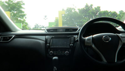 Review Nissan X-Trail 2.5 CVT: Refine and Reasonable Review Nissan X-Trail 2.5 CVT: Refine and Reasonable