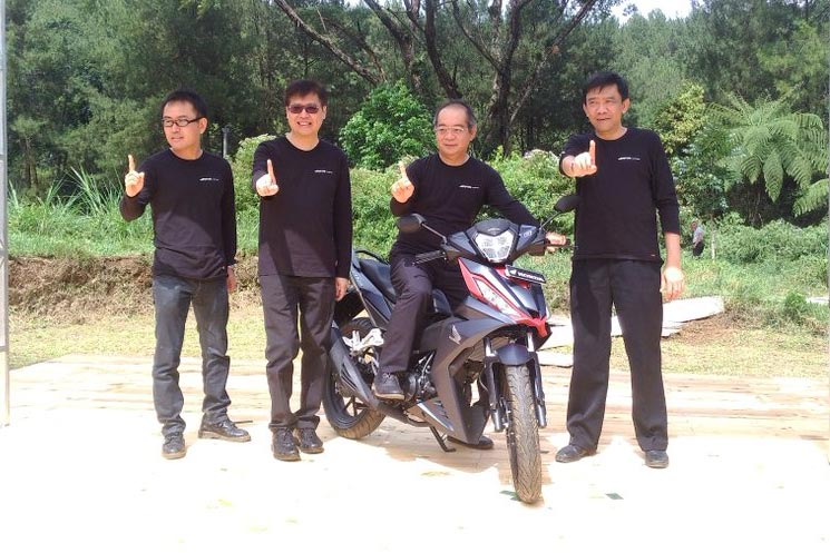 Honda, Lawan Yamaha MX King Honda Supra GTR 150 cc: Honda Supra GTR 150 Resmi Diluncurkan, Harganya Mencengangkan!