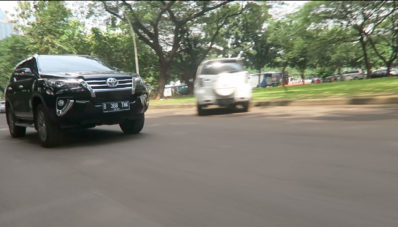 Test Drive Toyota Fortuner VRZ Indonesia: Lebih Mewah Namun Kurang Nendang Test Drive Toyota Fortuner VRZ Indonesia: Lebih Mewah Namun Kurang Nendang