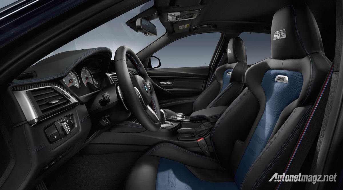 BMW, bmw m3 30 Jahre M3 interior blue: BMW Rilis M3 Edisi Khusus Perayaan 30 Tahun, Terbatas Hanya 500 Unit!