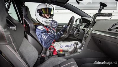 VW Golf GTI Clubsport S Babat Habis Honda Civic Type R di Nurburgring! VW Golf GTI Clubsport S Babat Habis Honda Civic Type R di Nurburgring!