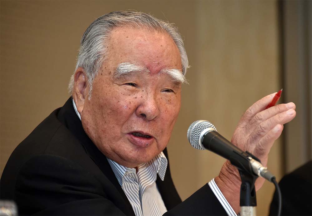 International, ceo suzuki osamu suzuki: CEO Suzuki, Osamu Suzuki Mundur Terkait Kasus Efisiensi BBM