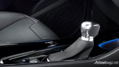 Inilah Interior Toyota C-HR, Keren! Inilah Interior Toyota C-HR, Keren!