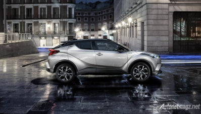 Inilah Interior Toyota C-HR, Keren! Inilah Interior Toyota C-HR, Keren!