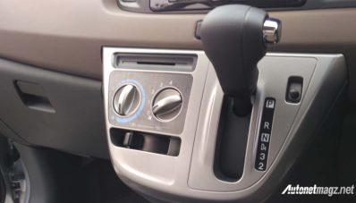 First Impression Review Toyota Calya Indonesia First Impression Review Toyota Calya Indonesia