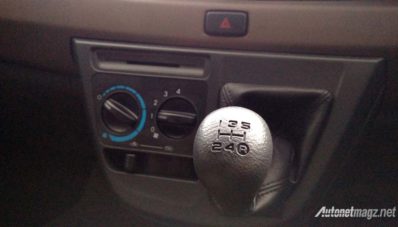 First Impression Review Toyota Calya Indonesia First Impression Review Toyota Calya Indonesia