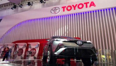 Toyota Tampilkan C-HR Concept, FCV + Concept, Mirai dan Avanza Tigre Concept Toyota Tampilkan C-HR Concept, FCV + Concept, Mirai dan Avanza Tigre Concept