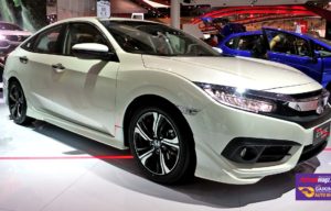Perang Segmen Sedan : Honda Civic Turbo Kalahkan Toyota Camry Perang Segmen Sedan : Honda Civic Turbo Kalahkan Toyota Camry