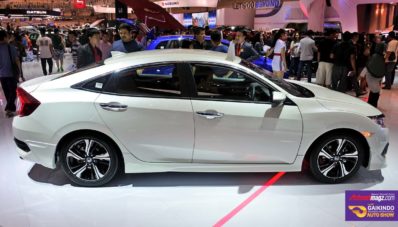 Honda Civic Turbo Prestige di GIIAS 2016 : Tambah Bodykit, Kurangi Airbag Honda Civic Turbo Prestige di GIIAS 2016 : Tambah Bodykit, Kurangi Airbag
