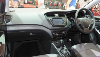 Hyundai Hadirkan Generasi Baru i20 di GIIAS 2016 ! Hyundai Hadirkan Generasi Baru i20 di GIIAS 2016 !