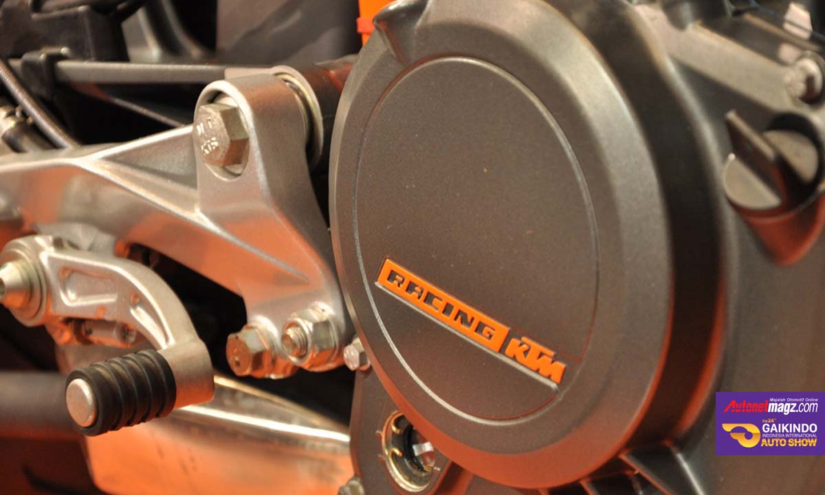 KTM, ktm-duke-250-engine-giias-2016: Fix, Harga KTM Duke dan RC-series Turun Drastis, Mulai 33 Juta!