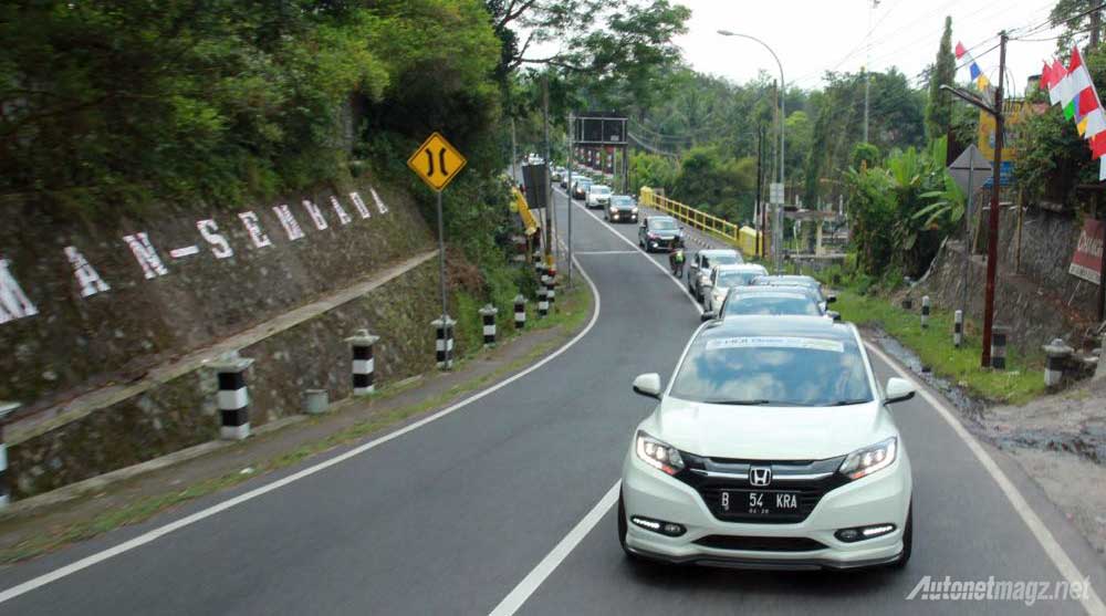 Honda, Honda HR-V Devotee Indonesia turing ke Yogyakarta: Rayakan 1 Tahun Komunitas HR-V Devotee Indonesia dengan JamNas di Jogja