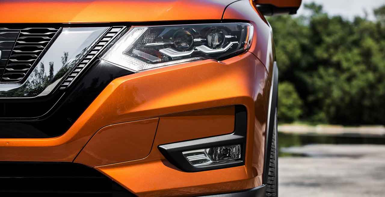 Nissan, nissan-x-trail-facelift-2017-headlamp: Nissan X-Trail Facelift Diluncurkan, Wajahnya Bikin Dejavu Ya?