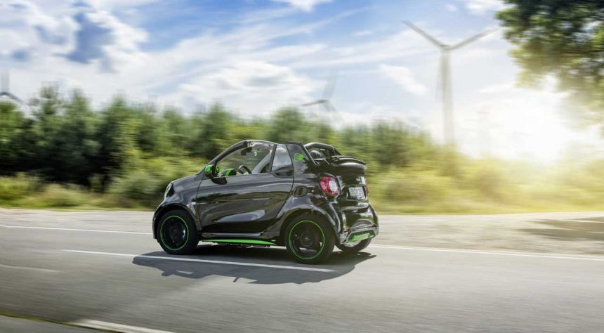 Mercedes-Benz Diprediksikan Akan Mematikan Smart di Masa Depan Mercedes-Benz Diprediksikan Akan Mematikan Smart di Masa Depan