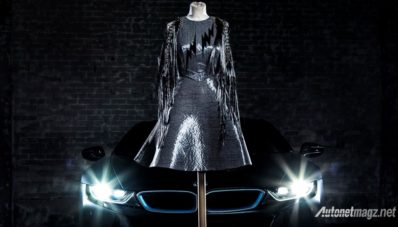 BMW i8 Jadi Inspirasi Dress Berbahan Carbon Fiber BMW i8 Jadi Inspirasi Dress Berbahan Carbon Fiber