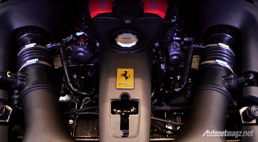 Ferrari Bermesin Hybrid Pertama Akan Diperkenalkan Ferrari Bermesin Hybrid Pertama Akan Diperkenalkan