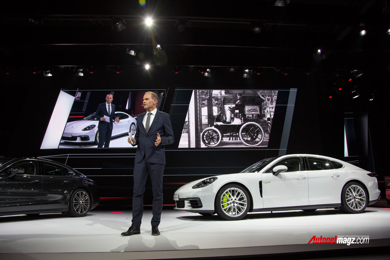 Berita, porsche-2: Porsche Perkenalkan Panamera 4 E-Hybrid dan 911 GT3 Cup
