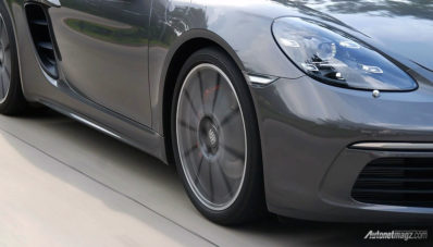 Porsche 718 Boxster S Review : Gateway to Porscheland Porsche 718 Boxster S Review : Gateway to Porscheland