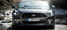 ford-mustang-convertible-rear