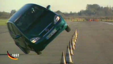 Punya Toyota Hilux? Jangan Bermanuver Mendadak!