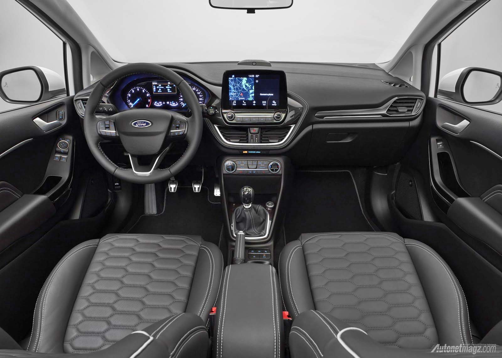 Ford, interior-ford-fiesta-baru-2017: Beri Salam Kepada All New Ford Fiesta 2017