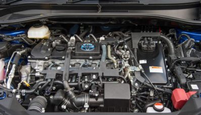 Akhirnya Toyota C-HR Pamerkan Ruang Belakang dan Bagasinya