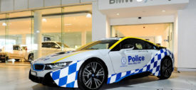 mobil-patroli-polisi-australia-bmw-i8