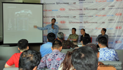 KIA Grand Sedona dan Sportage Resmi Menjamah Bandung KIA Grand Sedona dan Sportage Resmi Menjamah Bandung