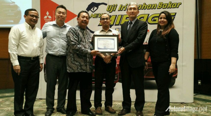 Mitsubishi Mirage Torehkan Efisiensi BBM Hingga 24 Km/Liter Mitsubishi Mirage Torehkan Efisiensi BBM Hingga 24 Km/Liter