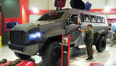 Perkenalkan Turangga APC 4×4, Kendaraan Lapis Baja Baru Rakitan Indonesia Perkenalkan Turangga APC 4×4, Kendaraan Lapis Baja Baru Rakitan Indonesia