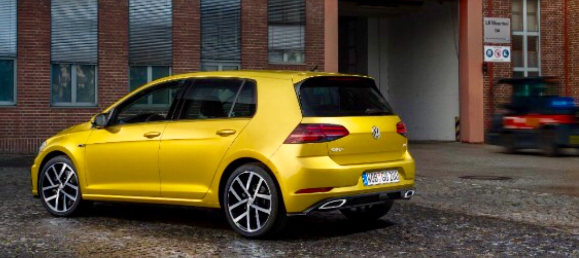 International, vw-golf-mk7-facelift-2017-yellow-back: Foto VW Golf Mk7 Facelift Bocor, Ada Varian Baru?