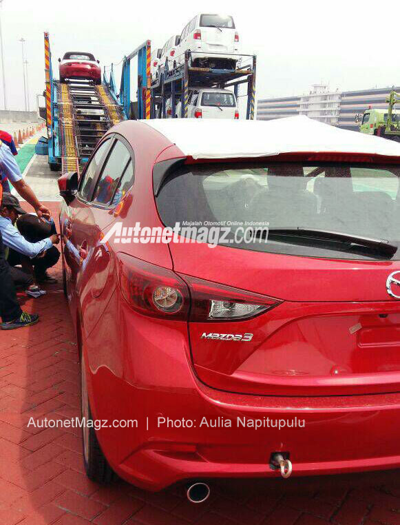 , All New Mazda 3 Indonesia hatchback 2017 rear tampak belakang fitur: All New Mazda 3 Indonesia hatchback 2017 rear tampak belakang fitur
