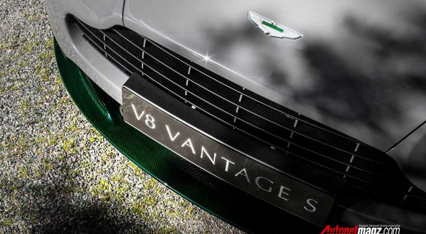 Aston Martin dan Ferrari Langgar Batas Emisi? Aston Martin dan Ferrari Langgar Batas Emisi?