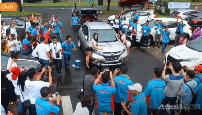HR-V Club Indonesia Rayakan Ulang Tahun Pertama dengan Semangat Kekeluargaan HR-V Club Indonesia Rayakan Ulang Tahun Pertama dengan Semangat Kekeluargaan