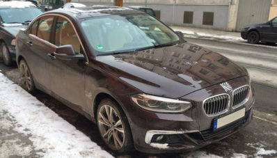 BMW 1 Series Sedan Tertangkap Tanpa Kamuflase di Munich. Segera Meluncur?