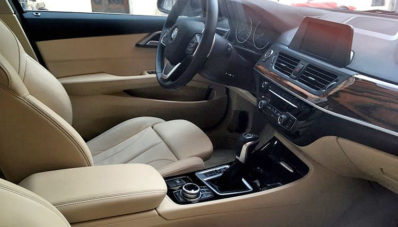 BMW 1 Series Sedan Tertangkap Tanpa Kamuflase di Munich. Segera Meluncur?